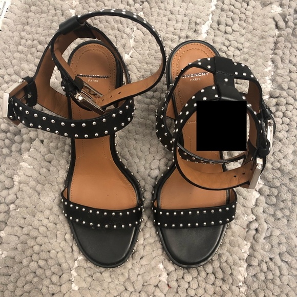FLASH SALE! Givenchy studded double strap sandals - Picture 4 of 8
